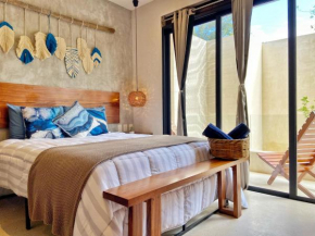 Charming Studio / La Veleta / Fast Wi-Fi and Rooftop Jacuzzi